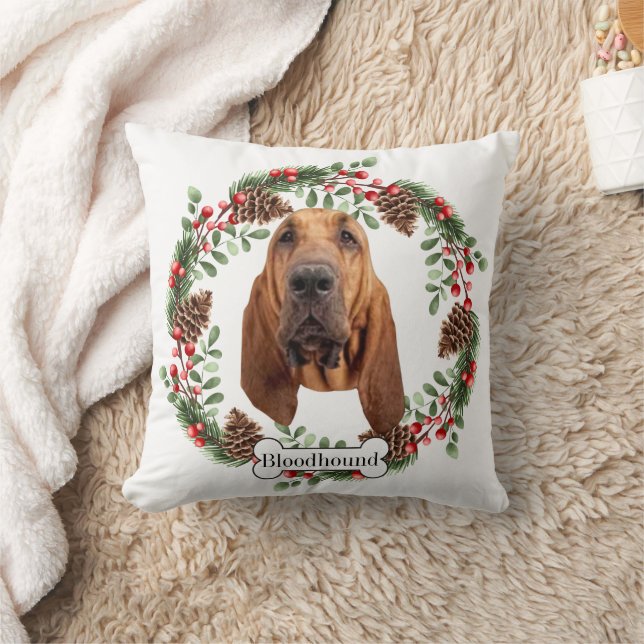  Bloodhound dog Throw Pillow (Blanket)