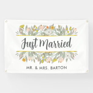 Blooms Just Married Car Banner