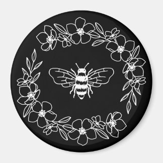 Blossom Bee Wreath in White Magnet