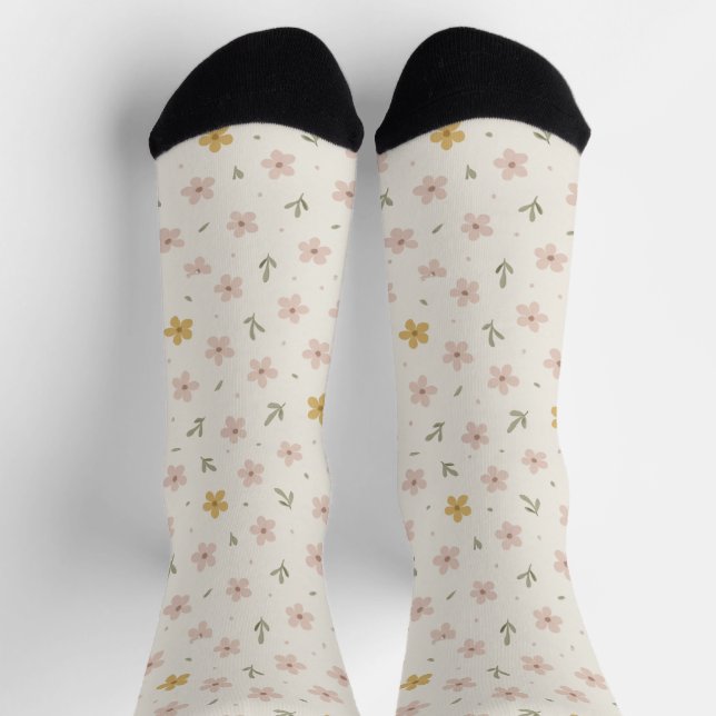 Blossom Whisper – Seamless Floral Sock Pattern (Top)