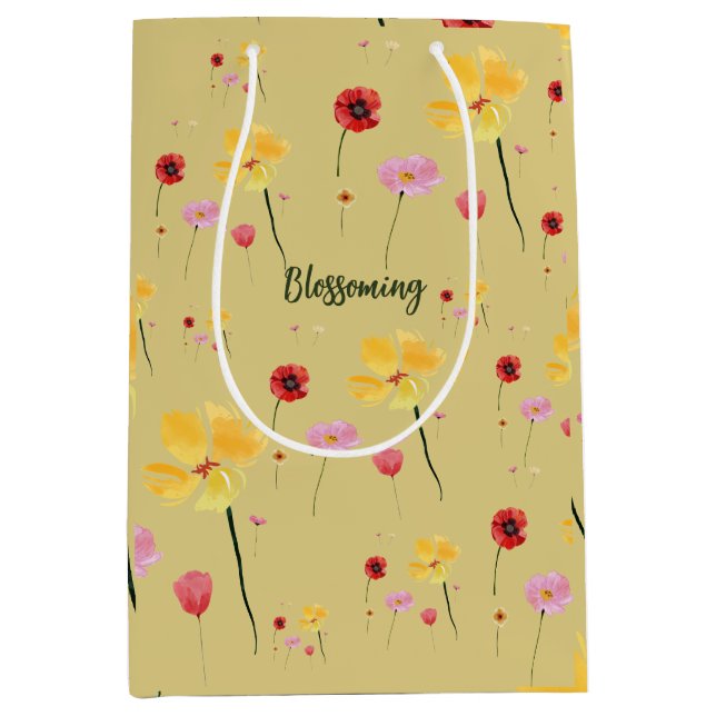 Blossoming Pattern  Medium Gift Bag (Front)
