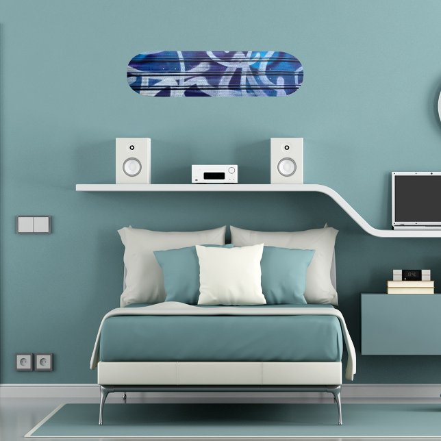 Blue abstract grafitti pattern skateboard (Creator Uploaded)