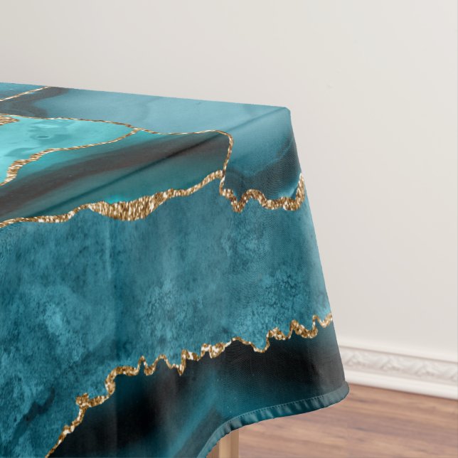 Blue and gold glitter agate tablecloth (In Situ)