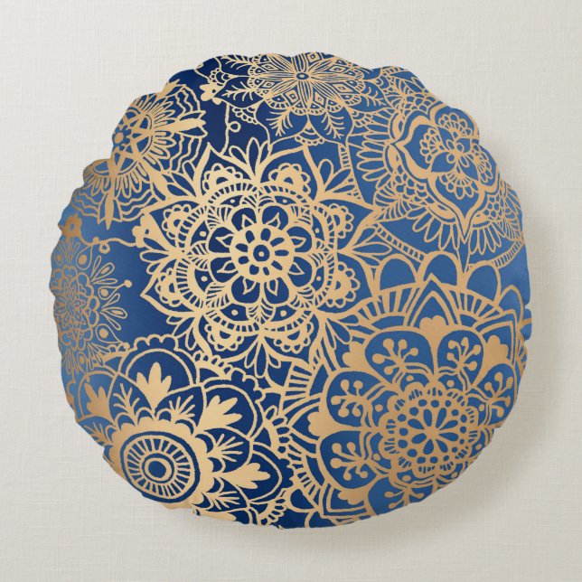 Blue and Gold Mandala Pattern Round Pillow (Front)