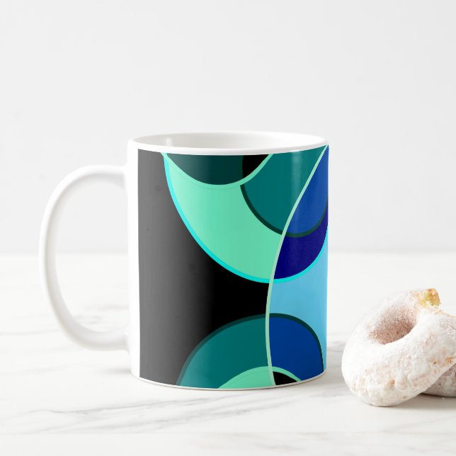 Blue and green intersecting circles design coffee mug (With Donut)