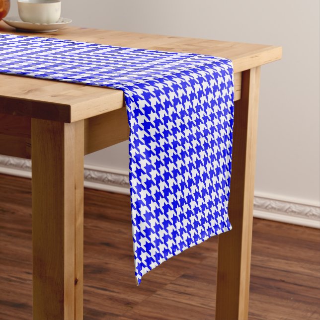 Blue and White Geometric Houndstooth Pattern Short Table Runner (In Situ)