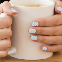 Blue and white nail design 