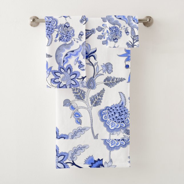 Blue and White Romantic Chintz Floral Bath Towel Set (Insitu)