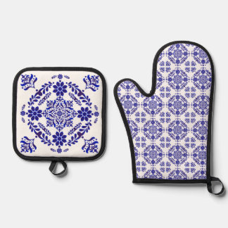 Blue and White Talavera Three Oven Mitt & Pot Holder Set