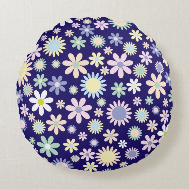 Blue Background Floral Pattern Round Pillow (Front)