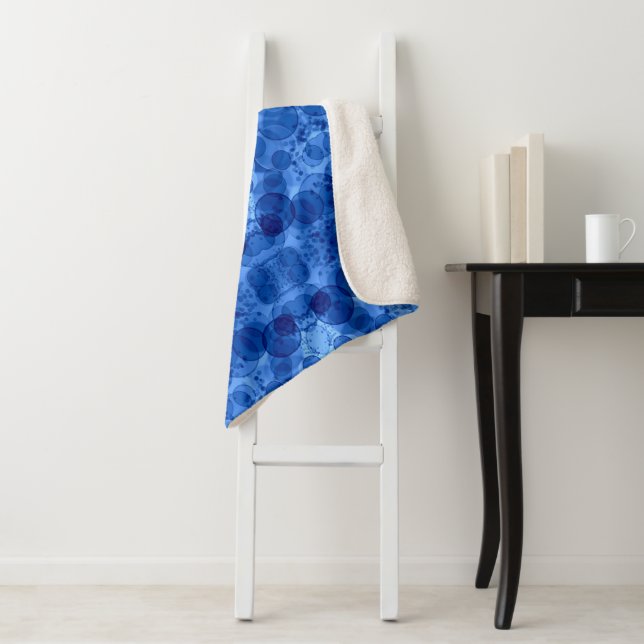 Blue Bubble Pattern Blanket (In Situ)