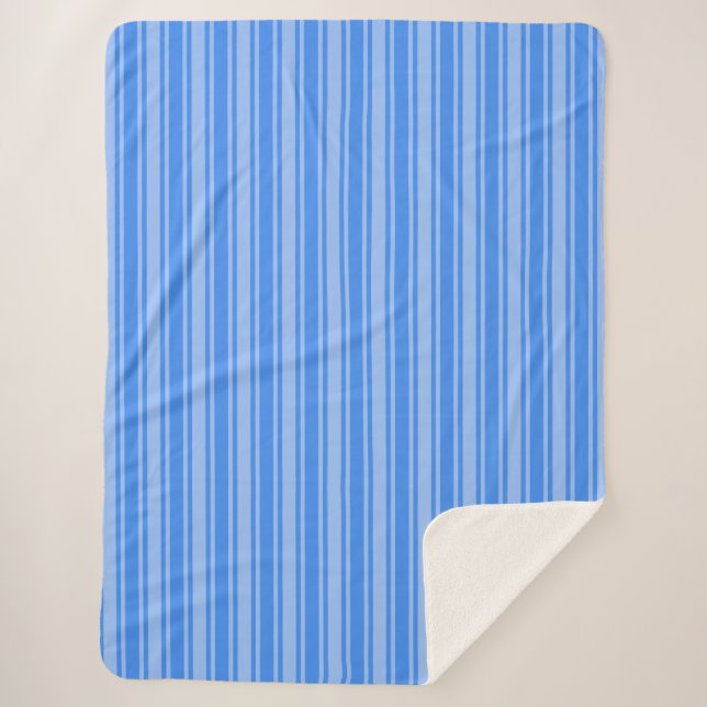 Blue candy stripes sherpa blanket (Front)