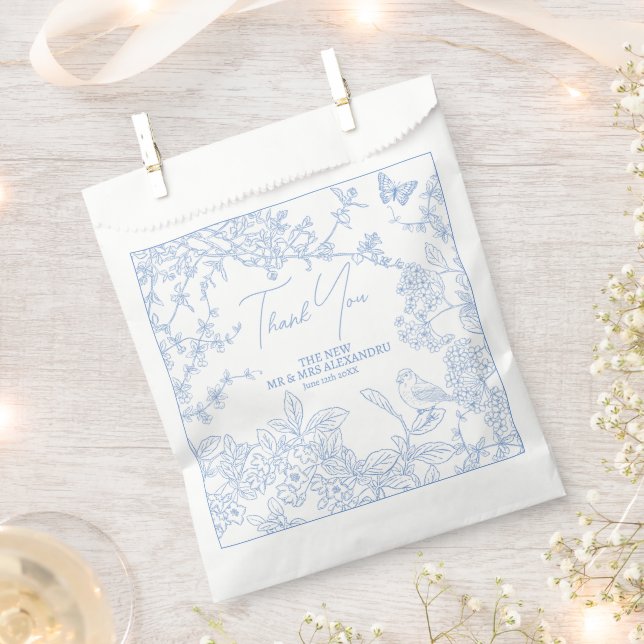 Blue Chinoiserie Toile de Jouy Wedding Save Date Favour Bag (Clipped)