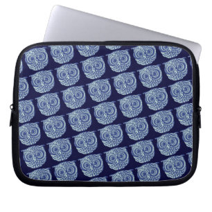 Blue cute owl picture laptop sleeve