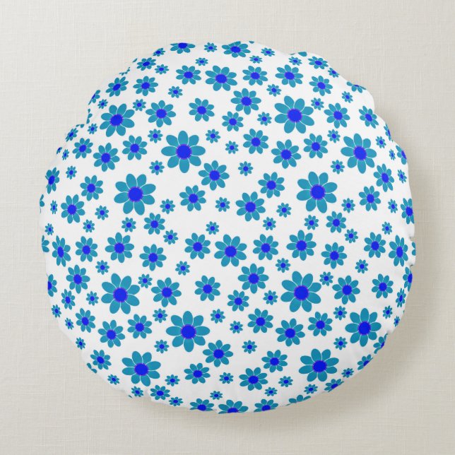 Blue Daisies | Floral Repeating Daisy Pattern Round Pillow (Front)