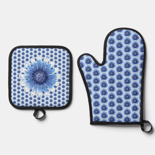 Blue Daisy Oven Mitt and Pot Holders Oven Mitt & Pot Holder Set (Front)
