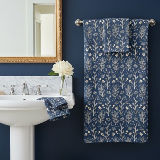 Blue Fall Foliage Botanical Pattern Bath Towel Set (Creator Uploaded)