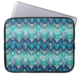 Blue feathers pattern  laptop sleeve
