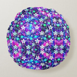 Blue Floral Pattern - Edelweiss Flower Geometric Round Pillow