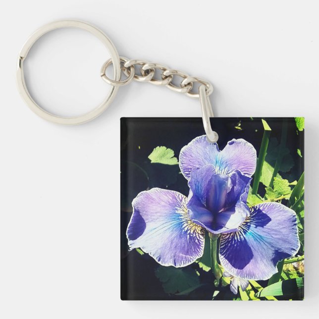 Blue flower keychain (Front)
