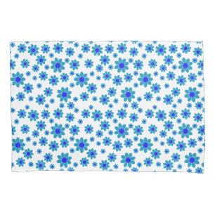 Blue Flower Motif   Daisy Pattern Pillowcase