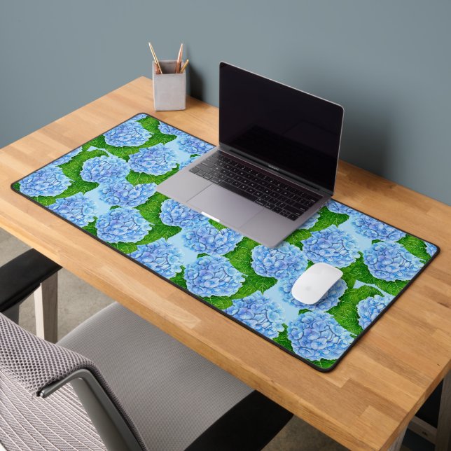Blue hydrangea waterolor pattern desk mat (Office 2)