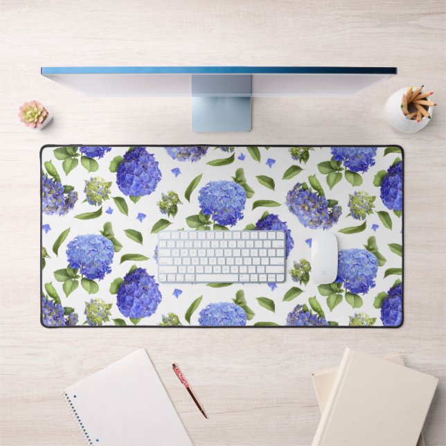 Blue Hydrangeas Floral Botanal Art Motif (Bureau 1)