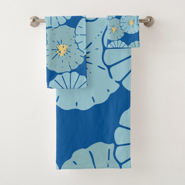Blue Japanese Floral Pattern Illustration Bath Towel Set (Insitu)