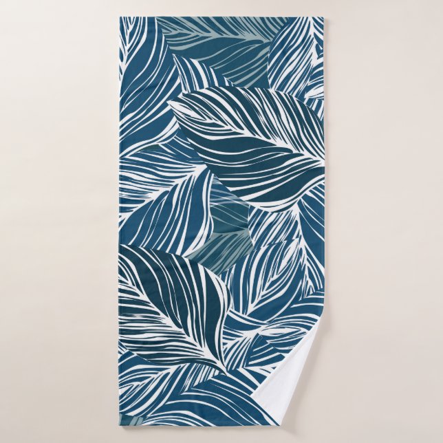 Blue Leaf Pattern: Vintage Wallpaper. Bath Towel (Bath Towel)