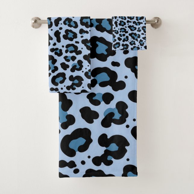 Blue Leopard Print Pattern Bath Towel Set (Insitu)