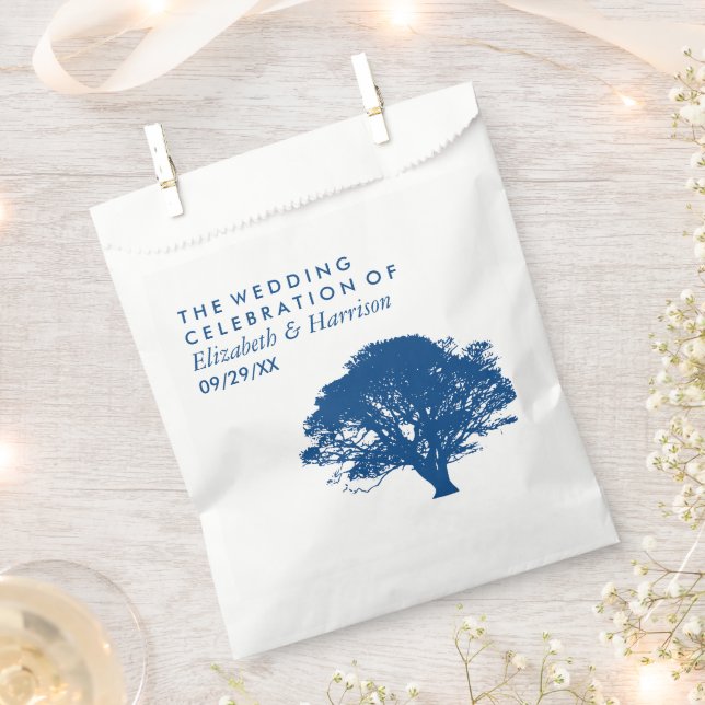 Blue Oak Tree, Rustic & Minimalistic Wedding Favour Bag (Clipped)