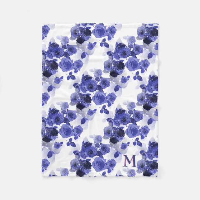 Blue Roses Pattern Fleece Blanket (Front)