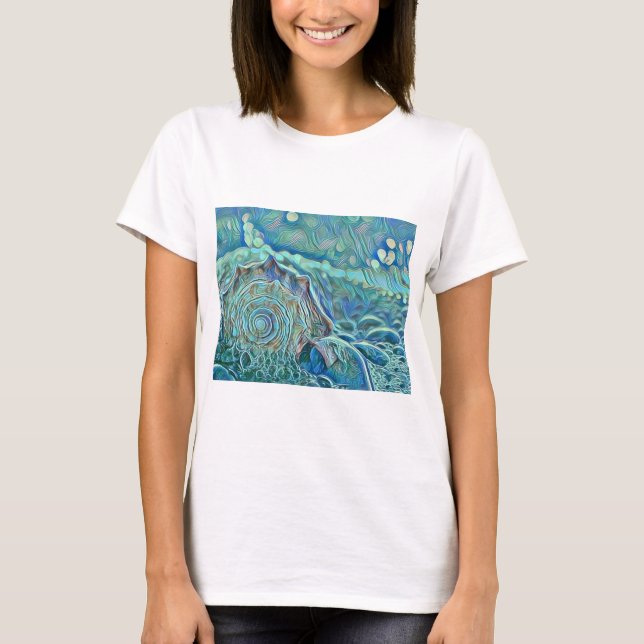 Blue seashell in the foaming sea painting  T-Shirt (Front)