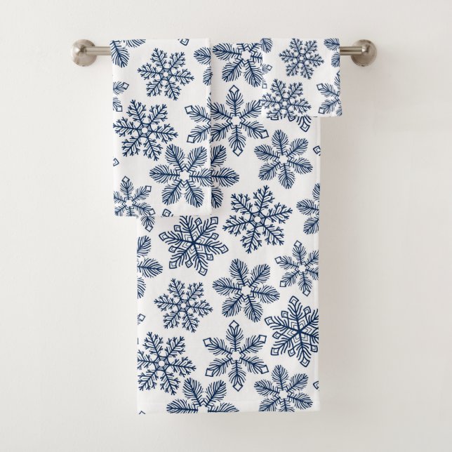 Blue snowflakes bath towel set (Insitu)