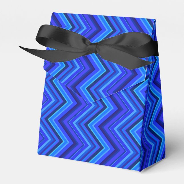 Blue stripes zigzag pattern favor box (Front Side)