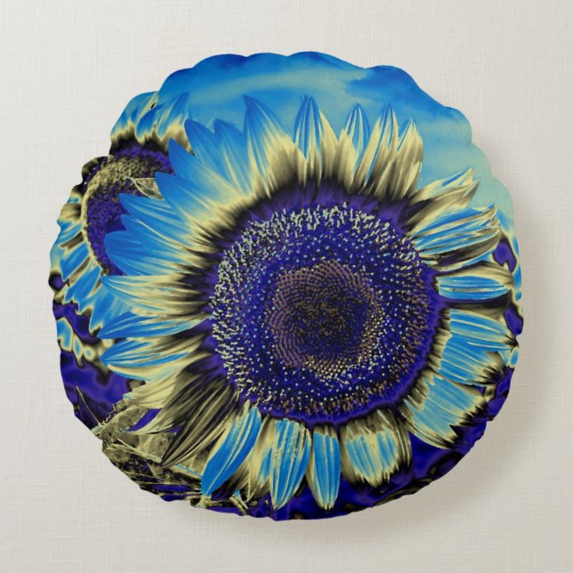Blue Sunflower Round Pillow (Front)