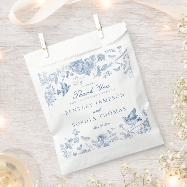 Blue Toile De Jouy Floral Wedding Dessert Favour Bag (Clipped)