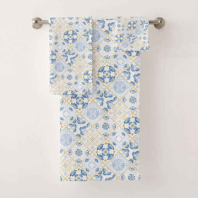 Blue White Gold Geometric Tile Chinoiserie Bath Towel Set (Insitu)