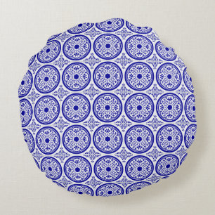 Blue White Gothic Tile Pattern Round Pillow