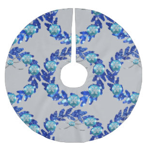 Blue Wreath & Bauble Pattern Tree Skirt