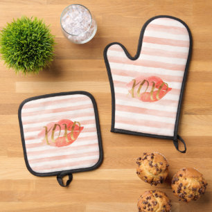 Blush-Pink Gold XOXO Watercolor Kiss Oven Mitt & Pot Holder Set