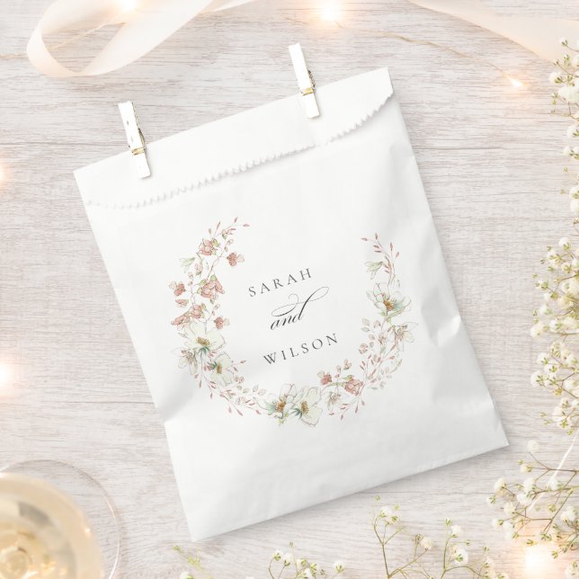 Blush White Rustic Meadow Floral Wreath Wedding Favour Bag (Clipped)