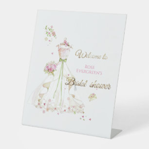 Blushing Bride in Bloom Bride to Be Pedestal Sign