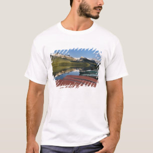 Boats parked on the lakeshore of Maligne Lake, T-Shirt
