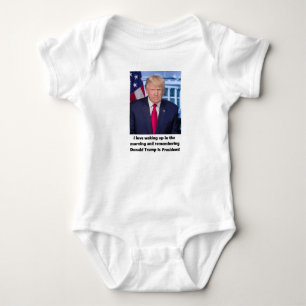 Body Amour de Donald Trump I quand je me réveille