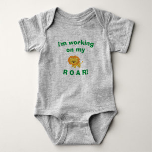 Body Baby Bodysuit - Je travaille sur mon RAAR!