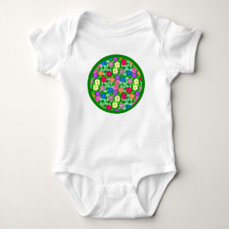 Body bébé aux fleurs de géranium