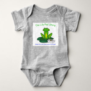 Body bébé grenouille sur un nénuphar gris