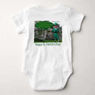 Body bébé un morceau. Joyeuse Saint Patrick's Day. iris