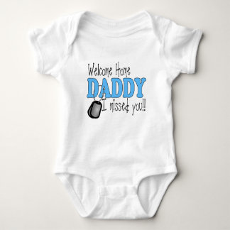 Body Bienvenue à la maison Papa avec des étiquettes de